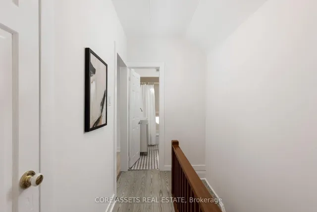 Additional image 23 of 21 West Lynn Ave