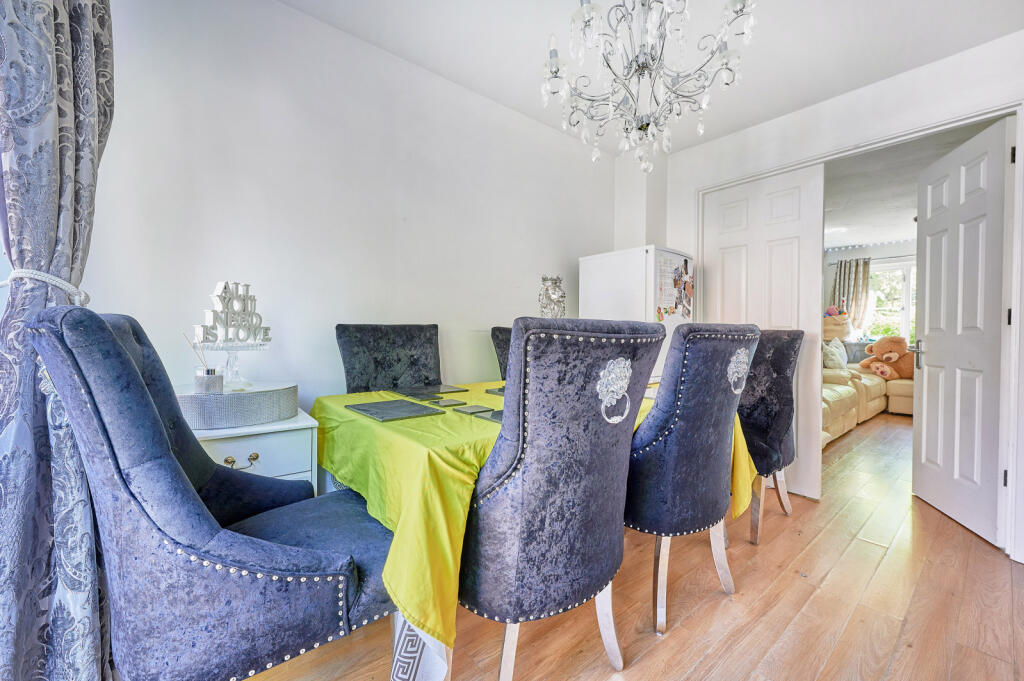 Additional image 6 of Holyrood Crescent, St. Albans, Hertfordshire, AL1