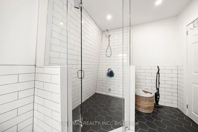 Additional image 27 of 191 Barker Ave