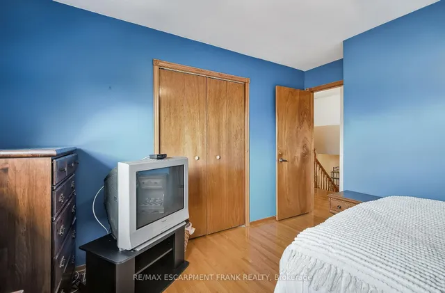 Additional image 21 of 75 President Dr