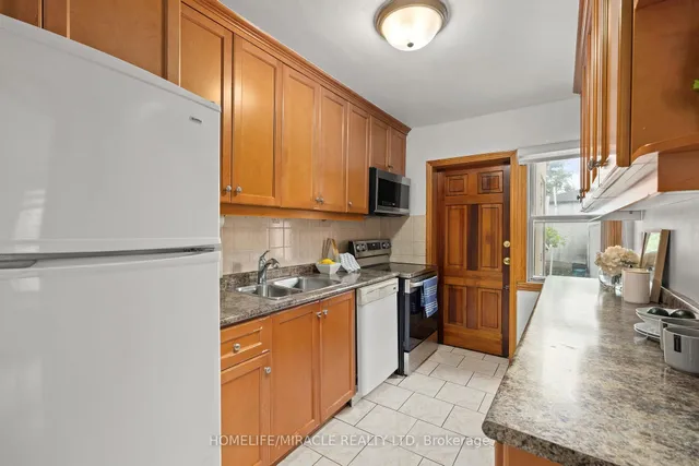 Additional image 10 of 683 Old Weston Rd