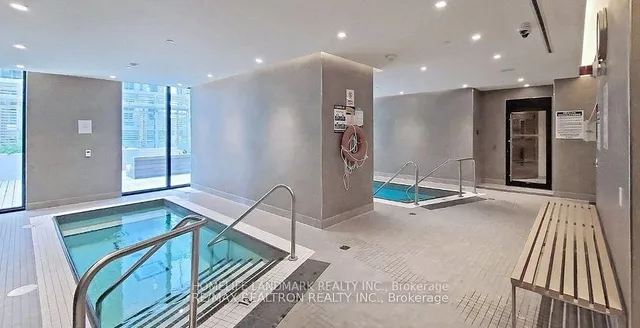 Additional image 23 of 1 Yorkville Ave Unit 2405