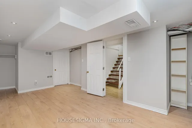 Additional image 23 of 225 Bowman St