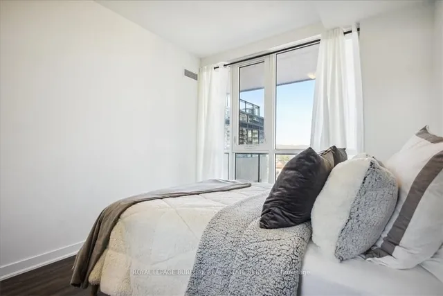 Additional image 20 of 2007 James St Unit 508