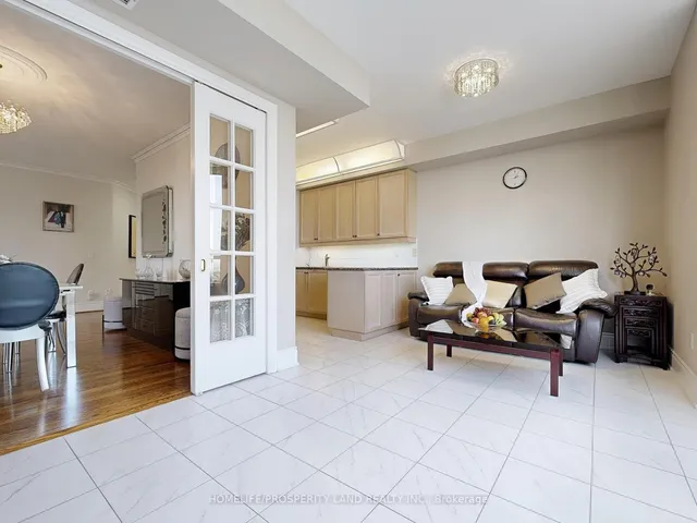 Additional image 36 of 89 Skymark Dr Unit 2712