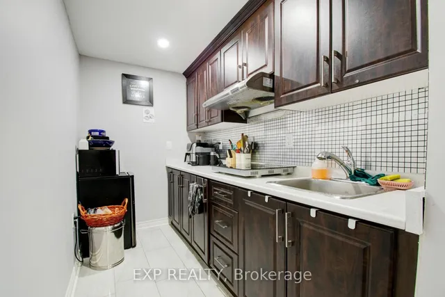 Additional image 40 of 49 Scots Pine Tr