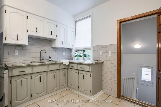 Additional image 14 of 255 Howland Ave