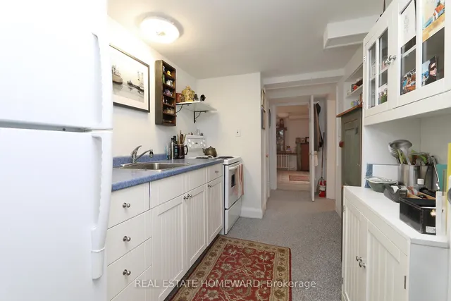 Additional image 25 of 756 Coxwell Ave