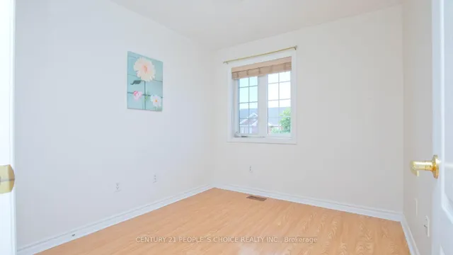 Additional image 33 of 74 EASTVIEW Gate