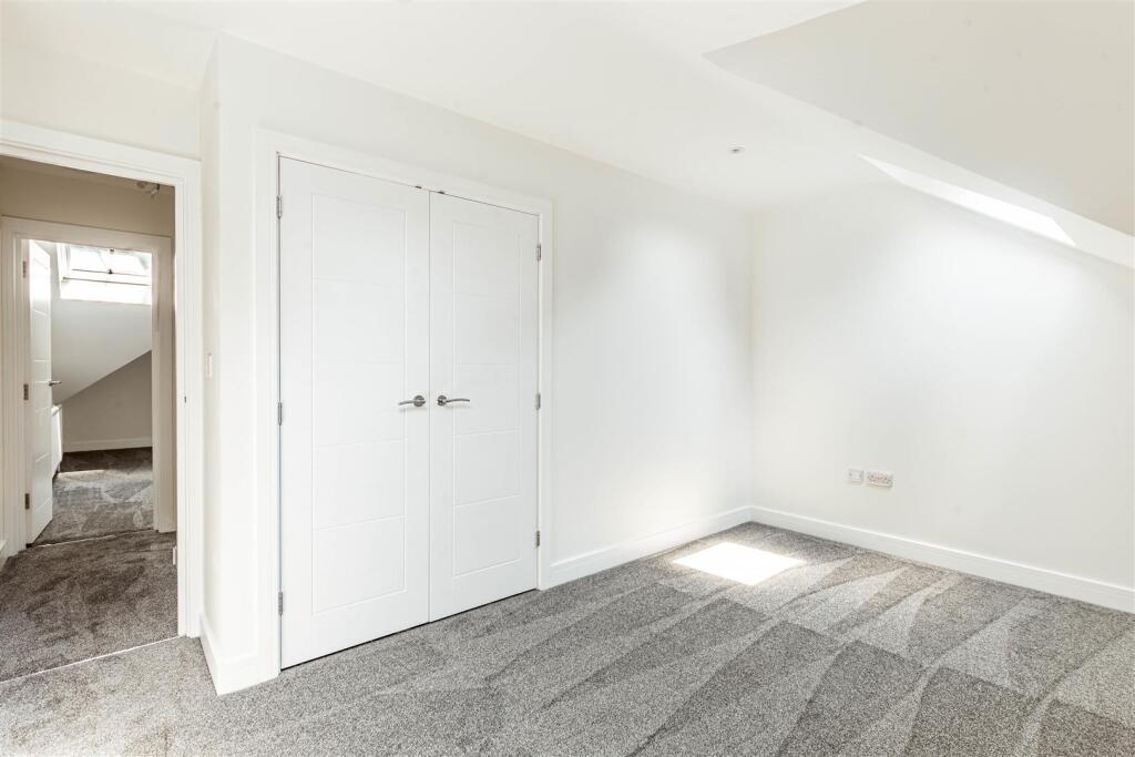 Additional image 8 of Luton Road, Harpenden