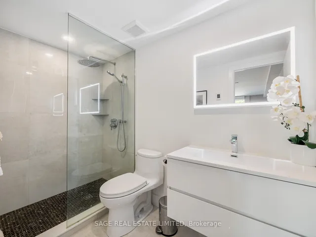 Additional image 25 of 2012 Queen St Unit 204