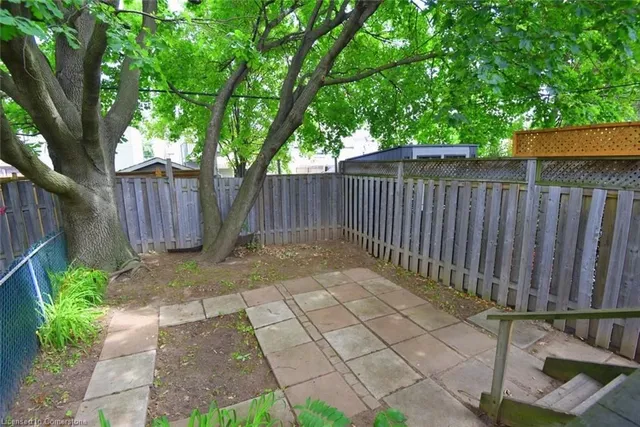 Additional image 33 of 29 Mayflower Ave