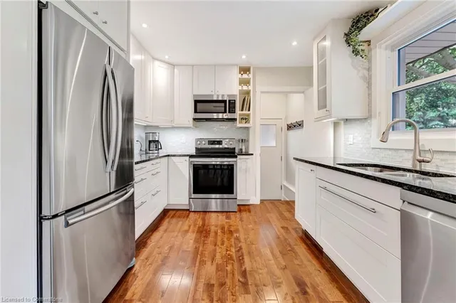 Additional image 9 of 584 Krug St