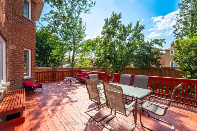 Additional image 47 of 325 Harrowsmith Dr