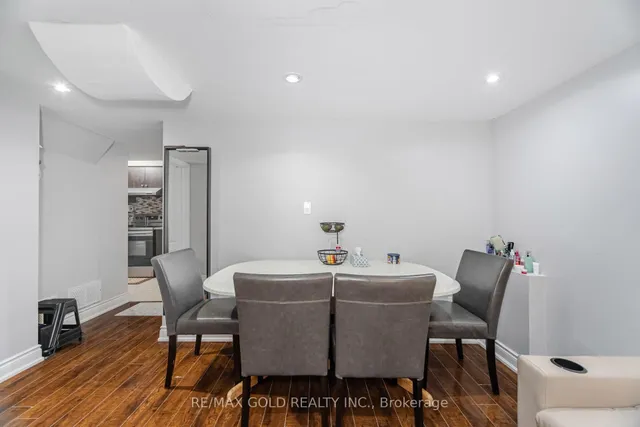 Additional image 39 of 49 Biddens Sq