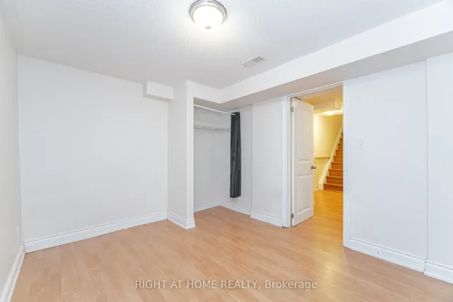 Additional image 41 of 325 Harrowsmith Dr