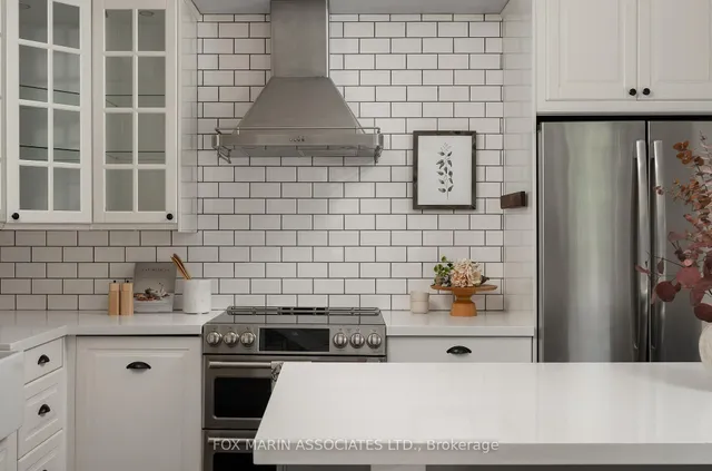 Additional image 23 of 148 Scarboro Cres