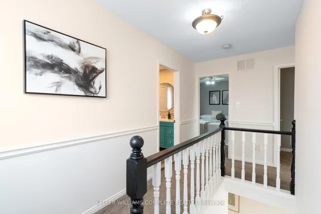 房产图片 16 - 12 Sutton Crt