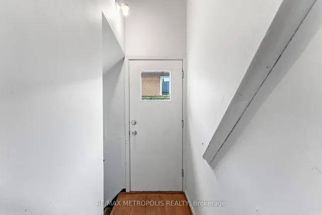 Additional image 25 of 154 Fitzgibbon Ave