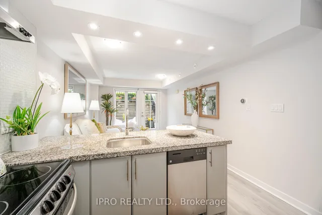 Additional image 16 of 21 Pirandello St Unit TH1223