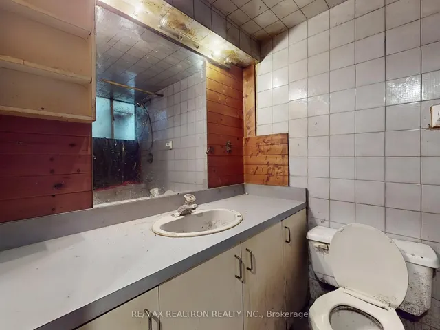 Additional image 34 of 780 Pape Ave