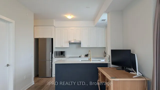 Additional image 7 of 600 North Service Rd Unit 222