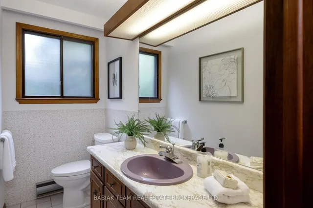 Additional image 25 of 90 Humberview Rd