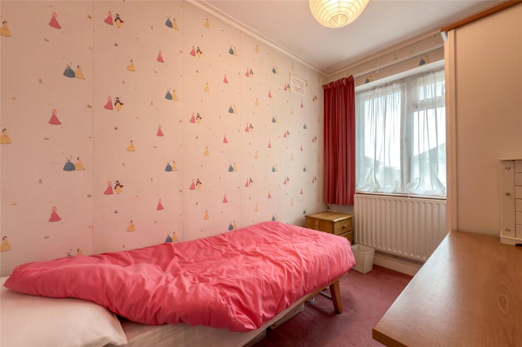 Additional image 8 of Pondfield Crescent, St. Albans, Hertfordshire, AL4