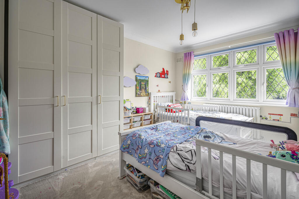 Additional image 28 of Watling Street, St Albans, AL1