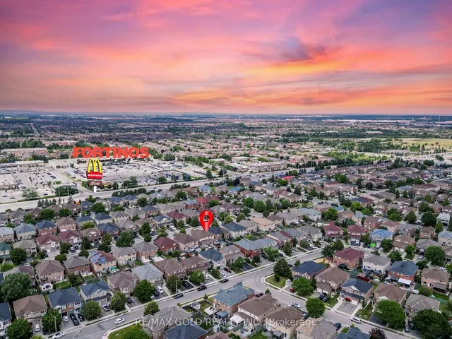 Additional image 45 of 35 Garibaldi Dr