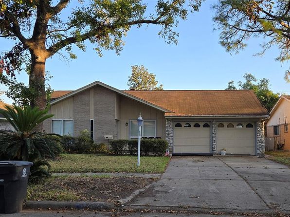 9754 Ebb St, Houston, TX 77089
