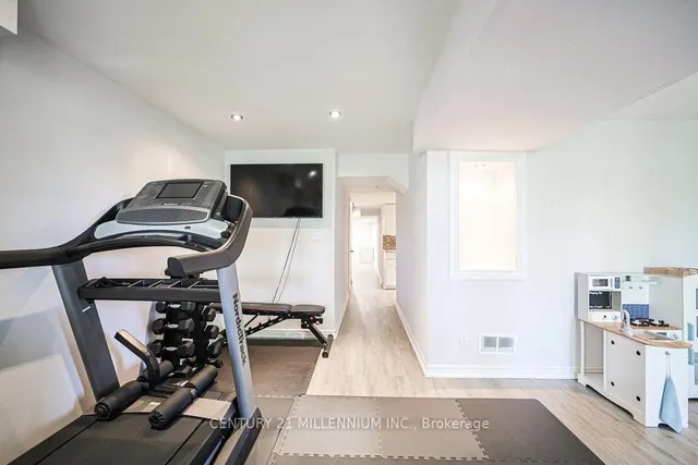 Additional image 44 of 32 Davenhill Rd