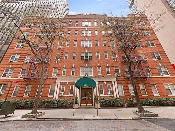 225 E 47th St, New York, NY 