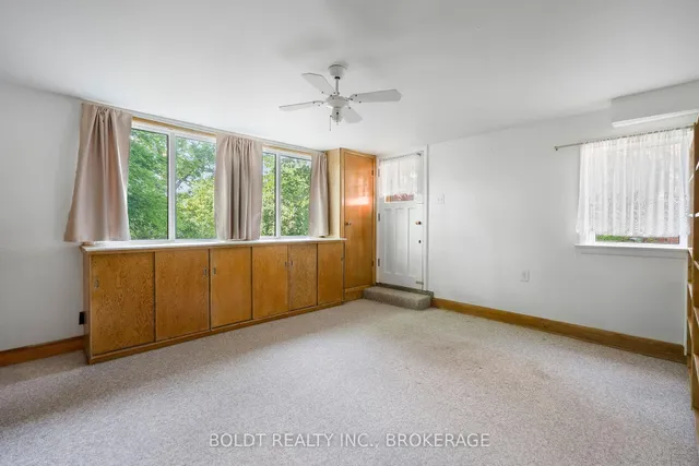 Additional image 29 of 21 Beland Crt