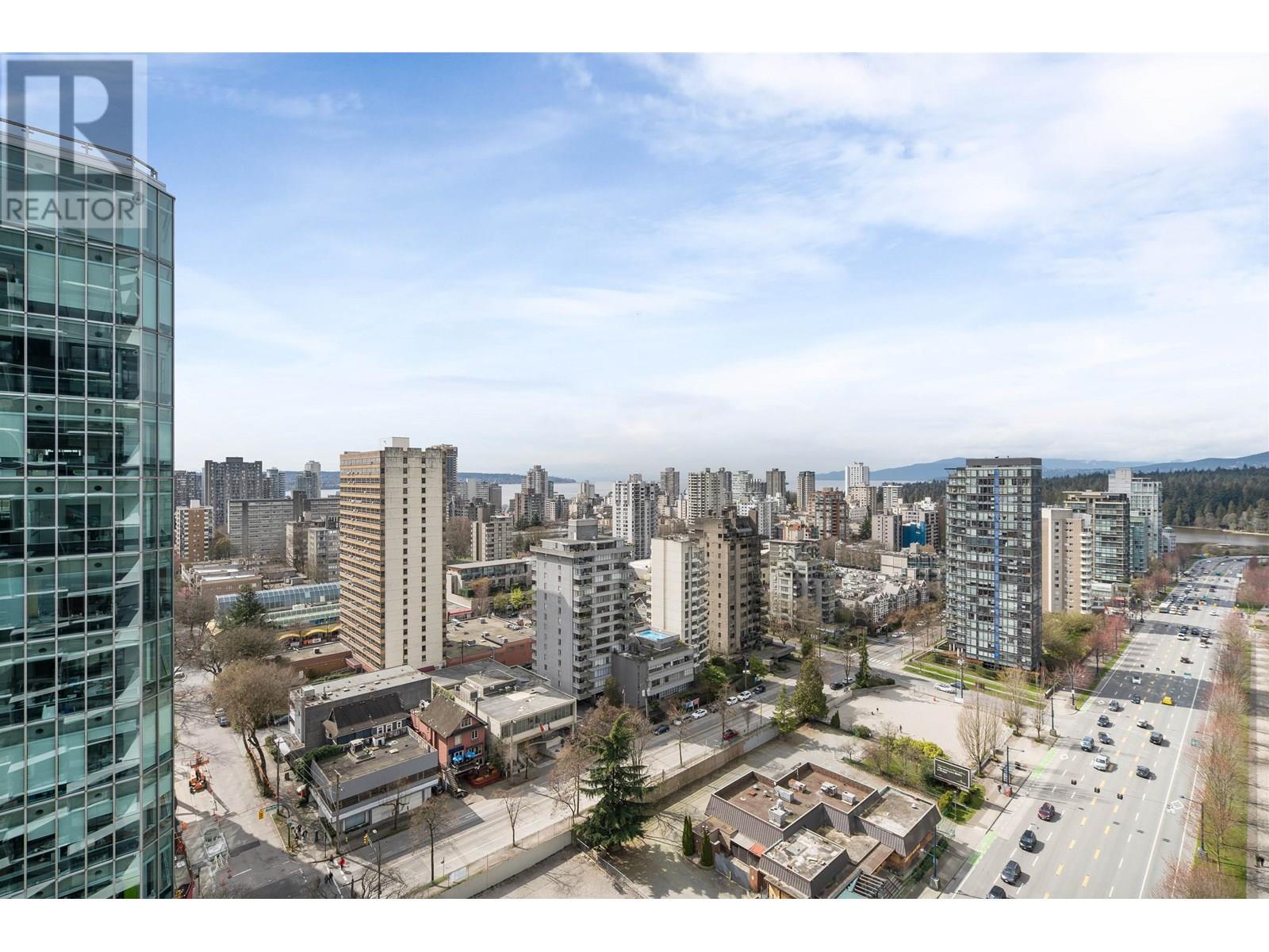 2105 620 CARDERO STREET|Vancouver, British Columbia V6G0C7