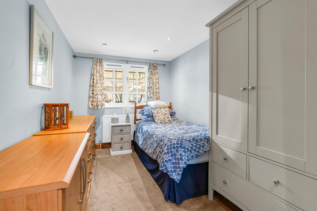 Additional image 22 of Church Street, Welwyn