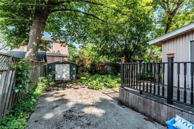 Additional image 22 of 95 Paradise Rd