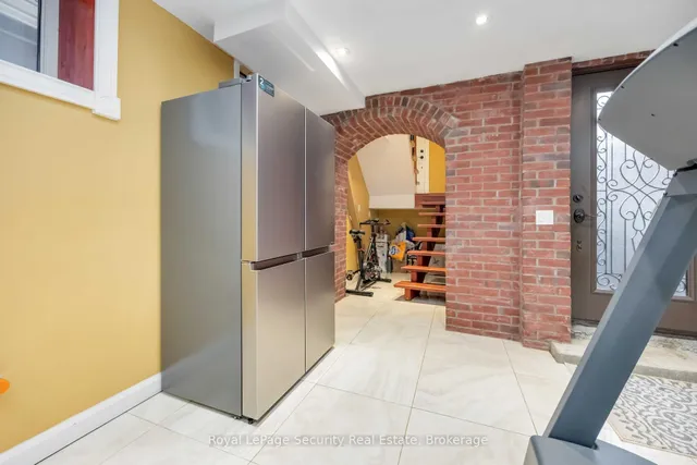 Additional image 35 of 154 Caledonia Rd