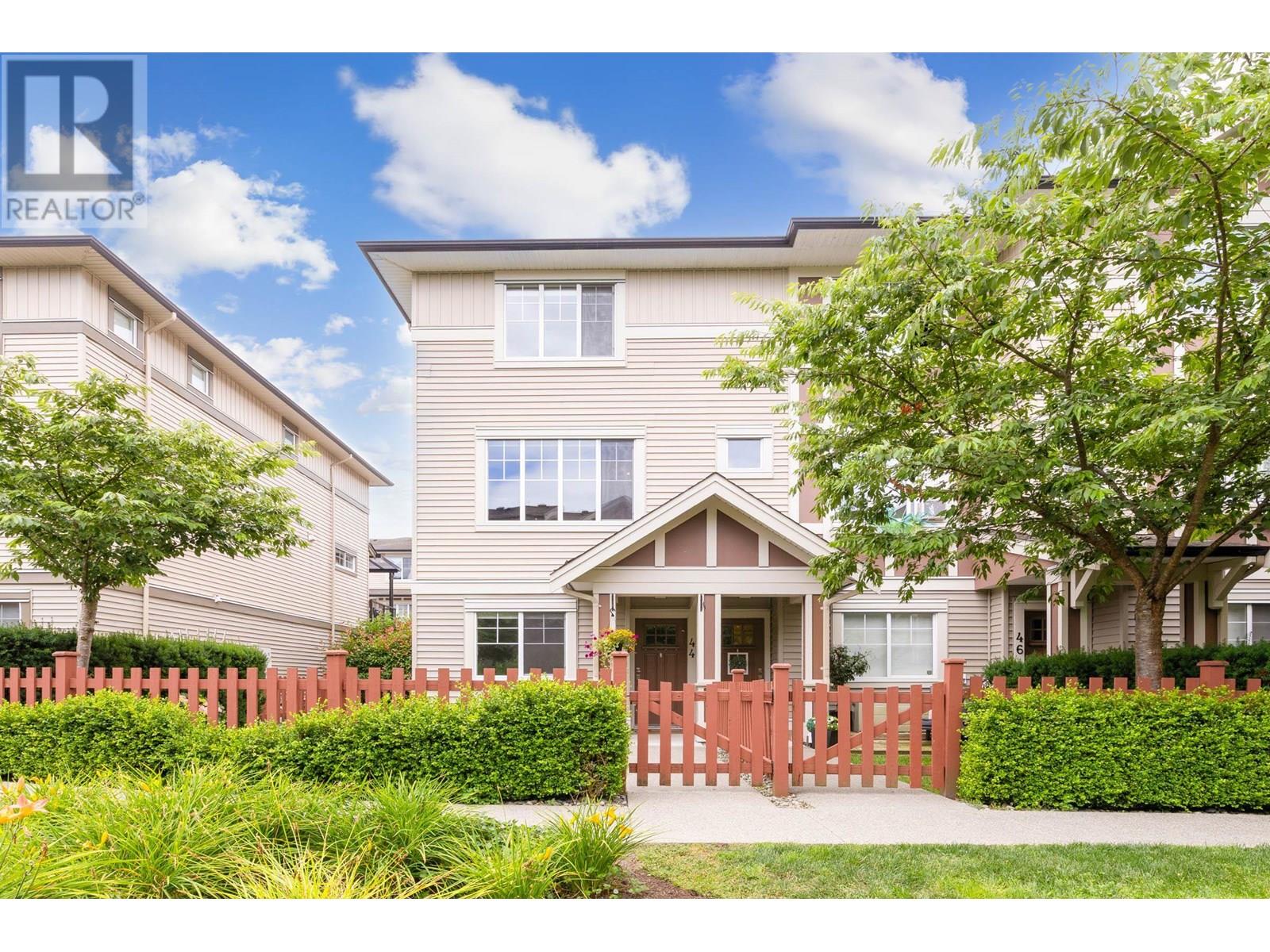 44 10151 240 STREET|Maple Ridge, British Columbia V2W0G9