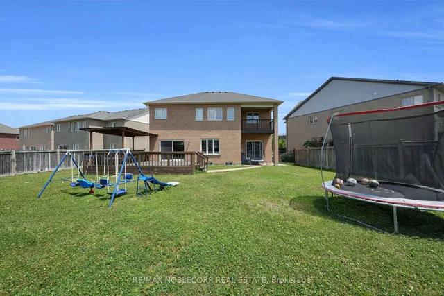 Additional image 45 of 48 Monabelle Cres