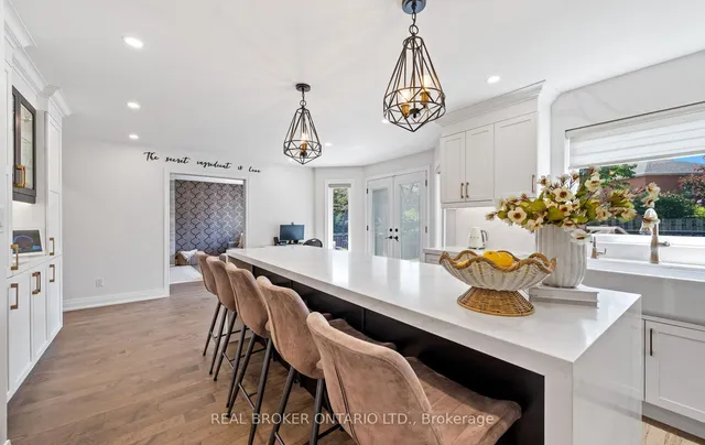 Additional image 24 of 4231 Highgate Cres