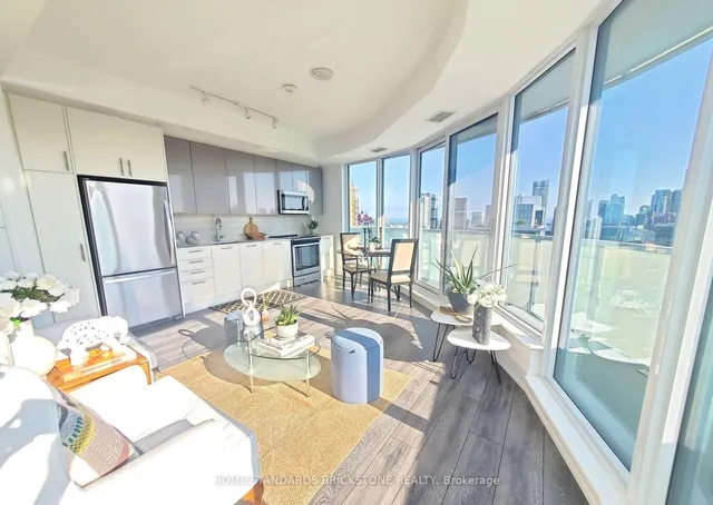 Additional image 5 of 403 Church St Unit 3102