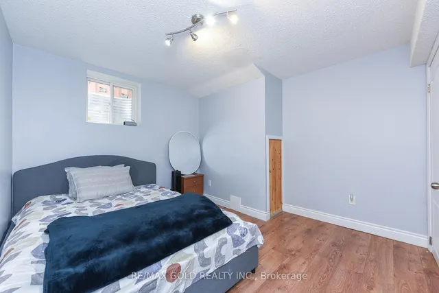 Additional image 23 of 86 Charleswood Circ