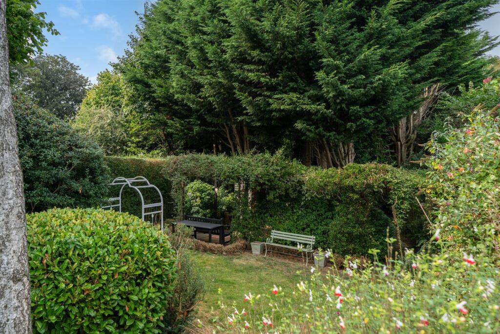 Additional image 21 of Mile House Lane, St Albans