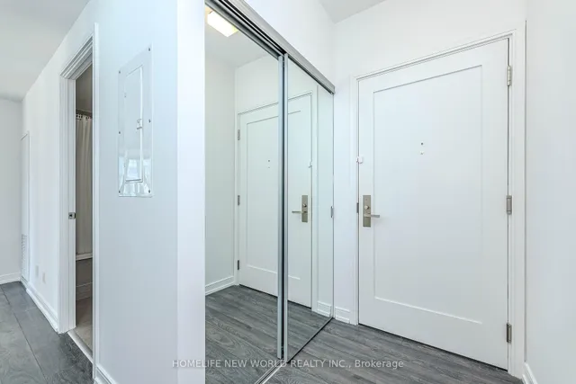 Additional image 9 of 28 Wellesley St Unit 1209