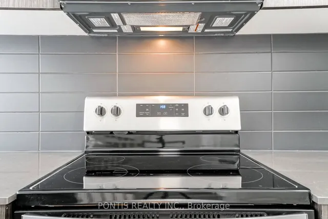 房产图片 6 - 2100 Bridletowne Circ 单元 330