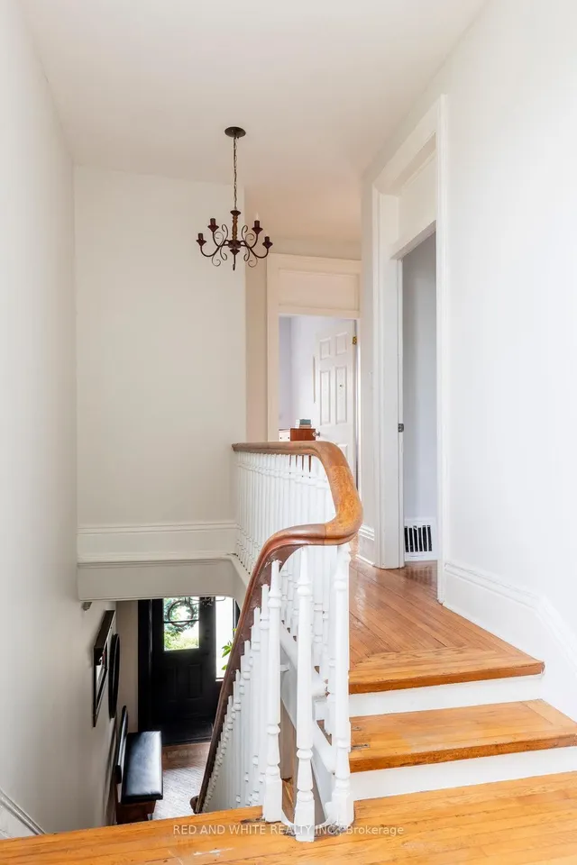 Additional image 23 of 115 Locke St