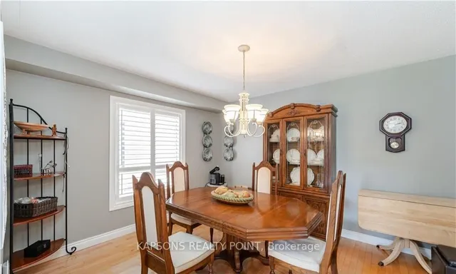 房产图片 11 - 26 Baccarat Cres