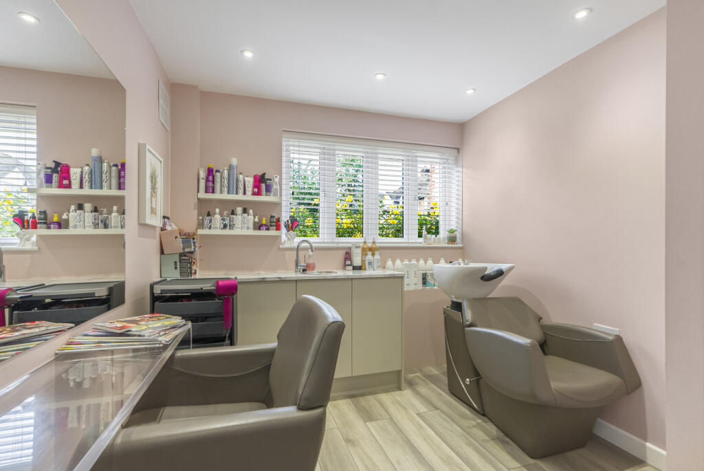 Additional image 14 of Laburnum Grove, St. Albans, Hertfordshire, AL2