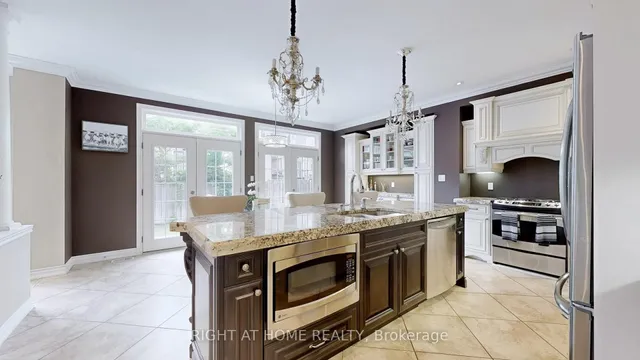 Additional image 15 of 19 Charity Crt